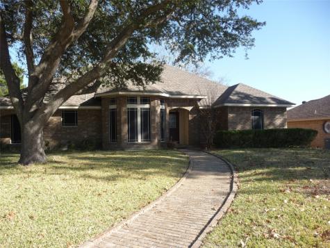 855 Woodridge Circle Desoto TX 75115