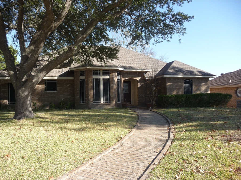 855 Woodridge Circle Desoto TX 75115