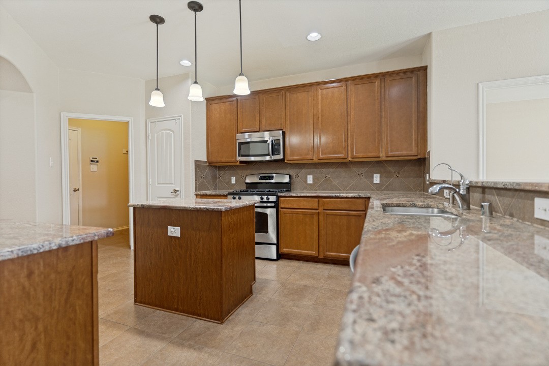 3602 Spring Run Lane Melissa TX 75454