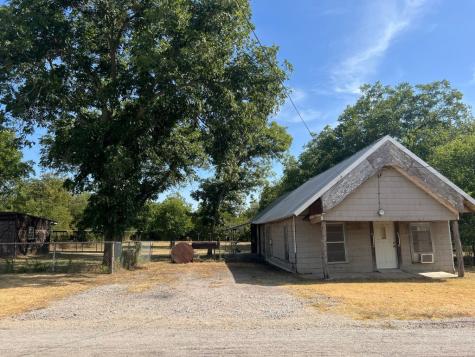 553 Water Oak Street Dublin TX 76446