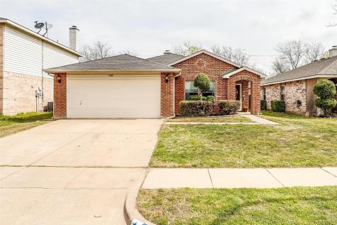 5800 Glenshee Drive Fort Worth TX 76135