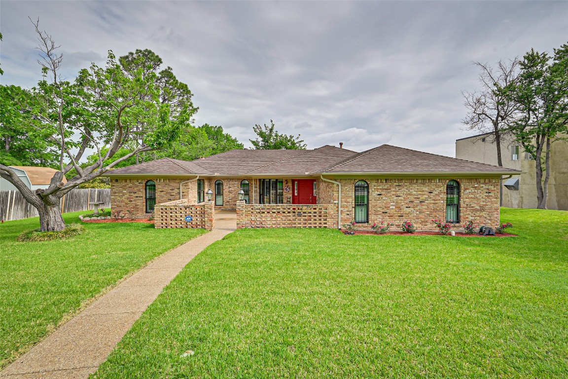 1402 Canadian Circle Grand Prairie TX 75050