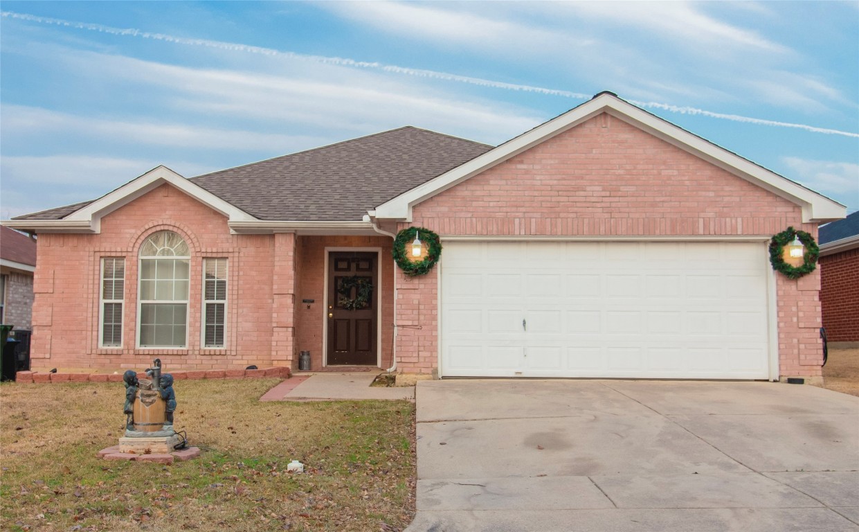 529 Blueberry Hill Lane Mansfield TX 76063