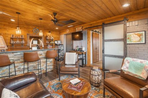 327 Admiral Drive Gun Barrel City TX 75156