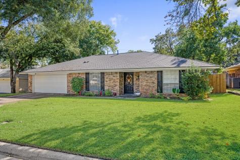 5704 Sagebrush Trail Arlington TX 76017