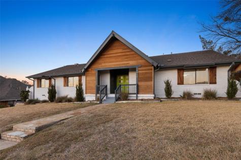 2910 S Country Club Road Garland TX 75043