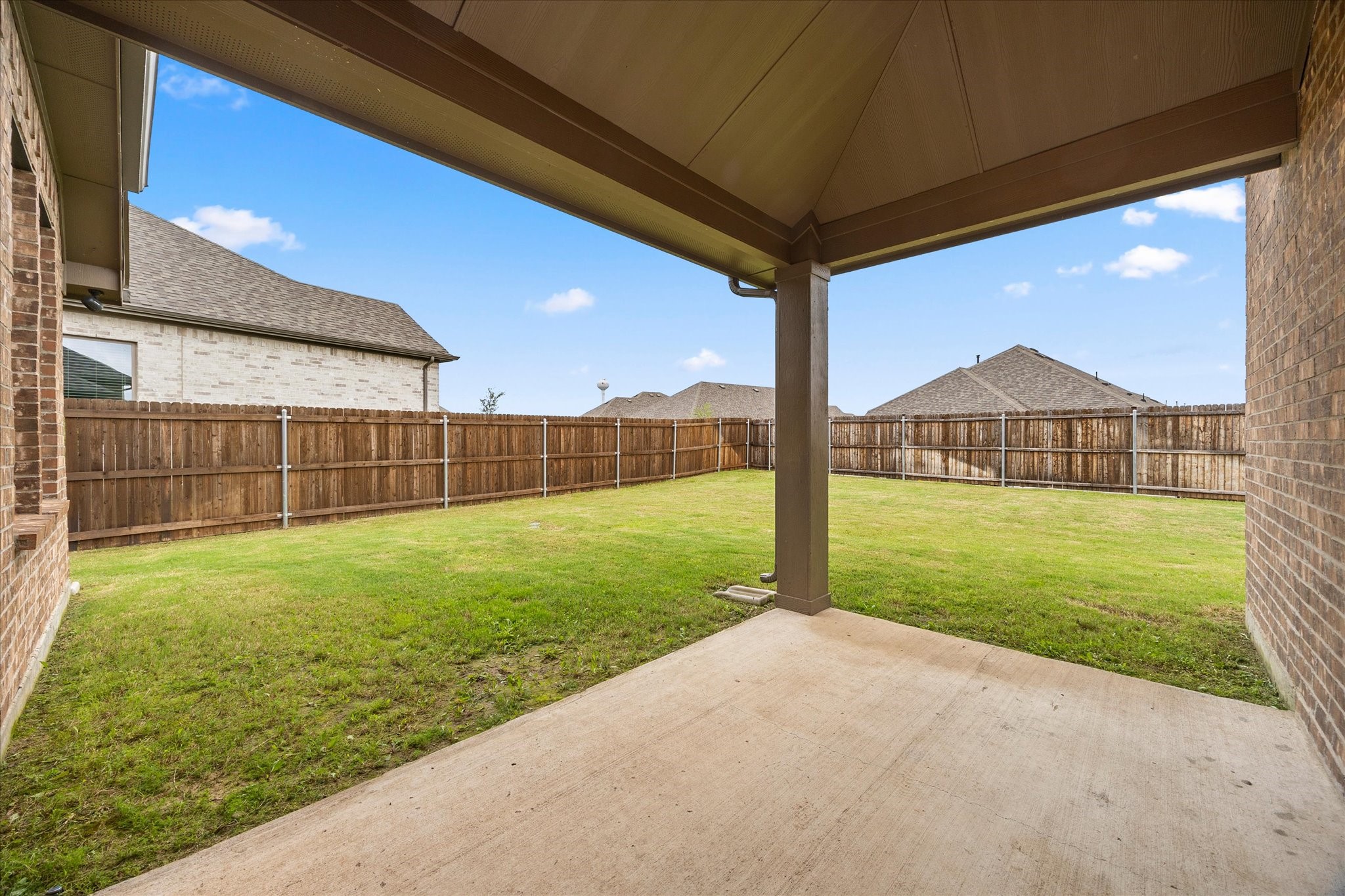 805 Serenity Sound Drive Lavon TX 75166