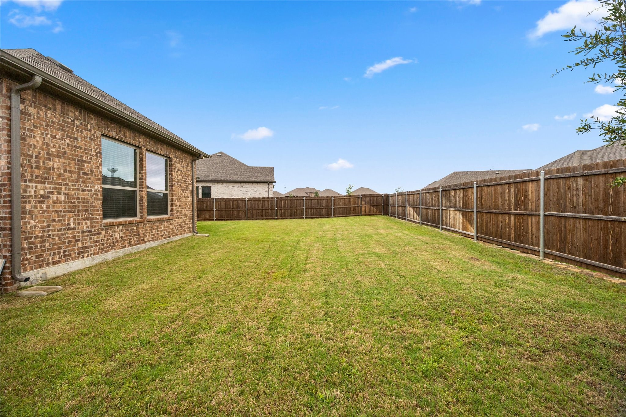 805 Serenity Sound Drive Lavon TX 75166