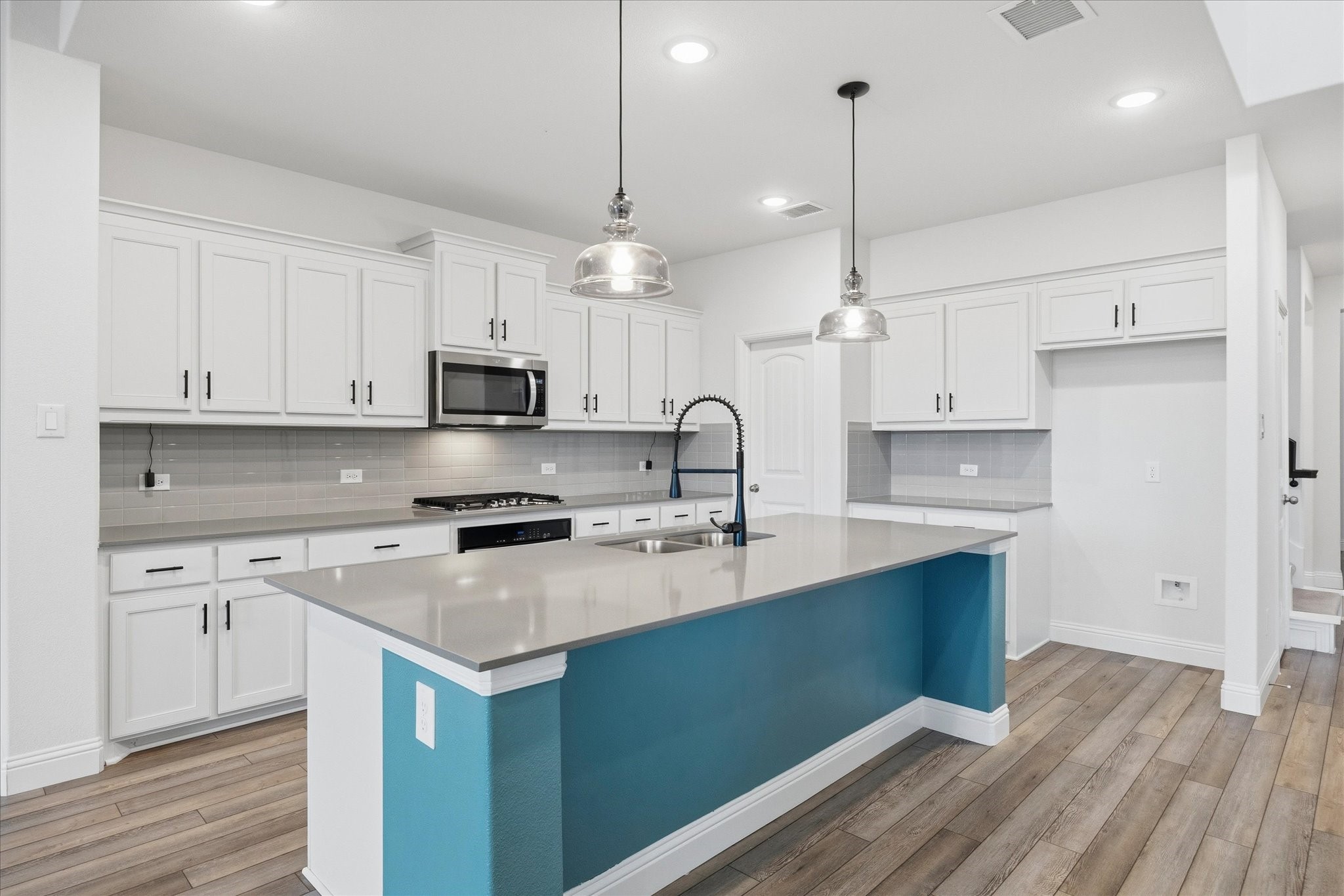 805 Serenity Sound Drive Lavon TX 75166
