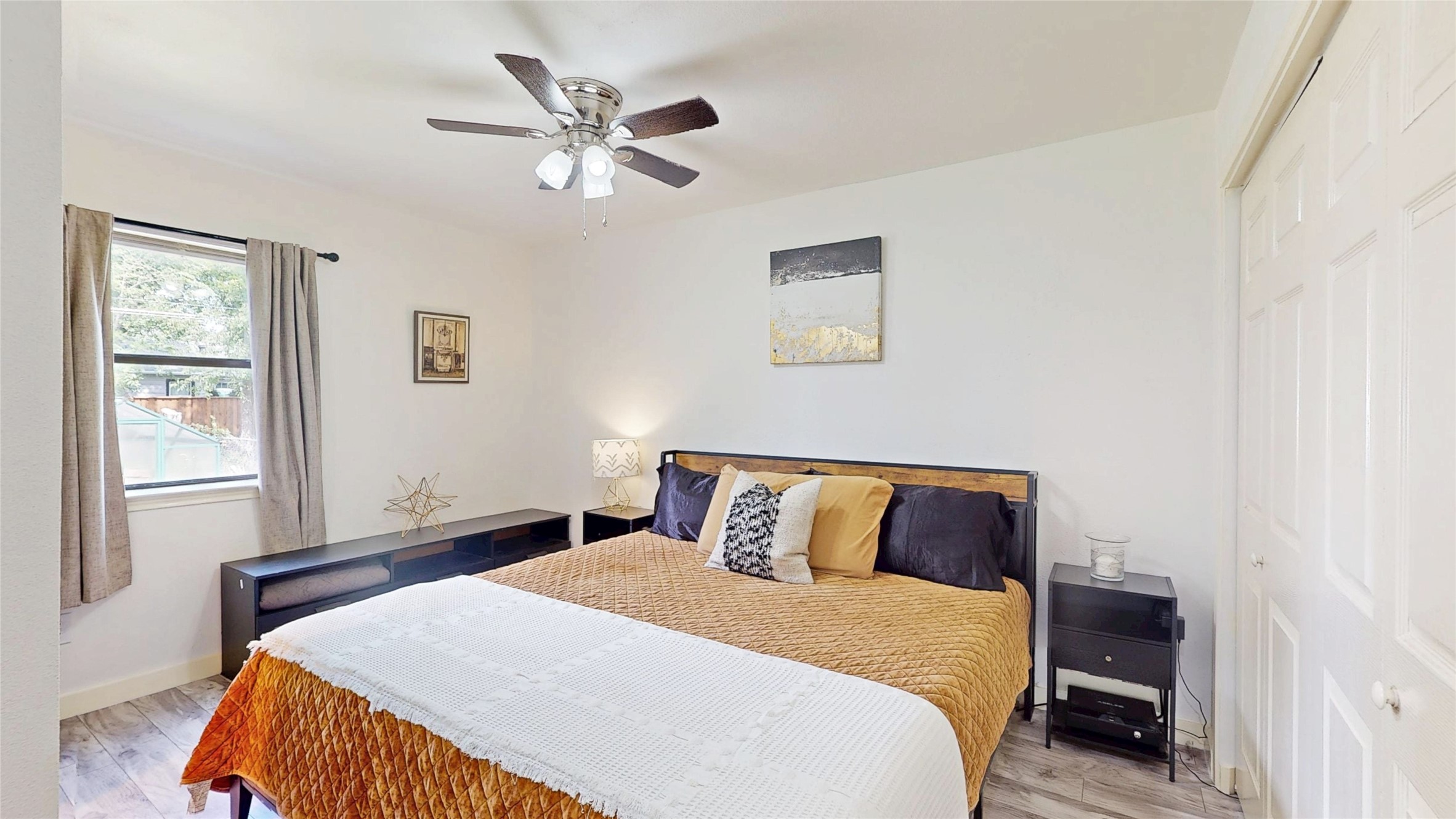 922 Tamara Lane Grand Prairie TX 75051