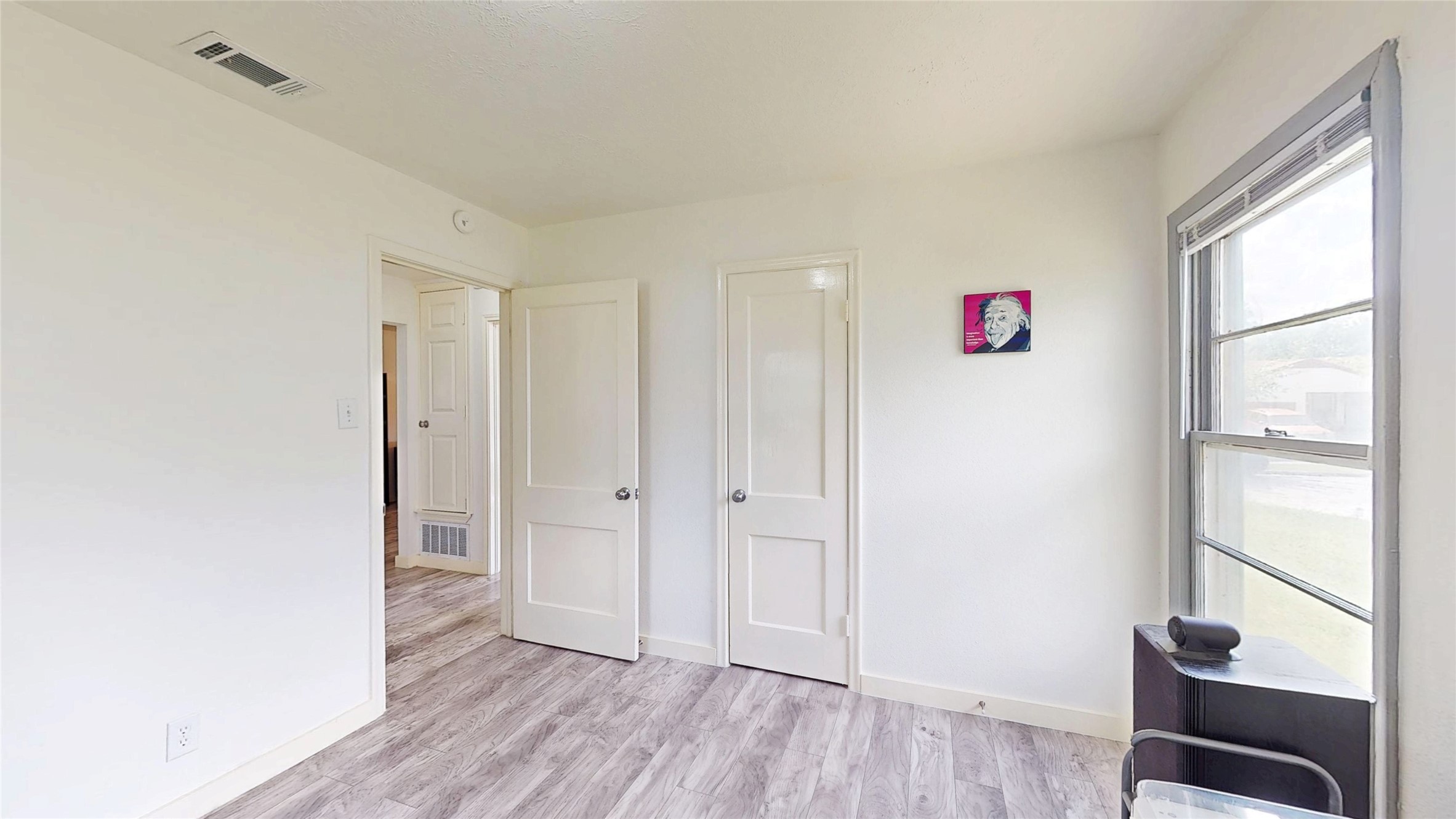 922 Tamara Lane Grand Prairie TX 75051