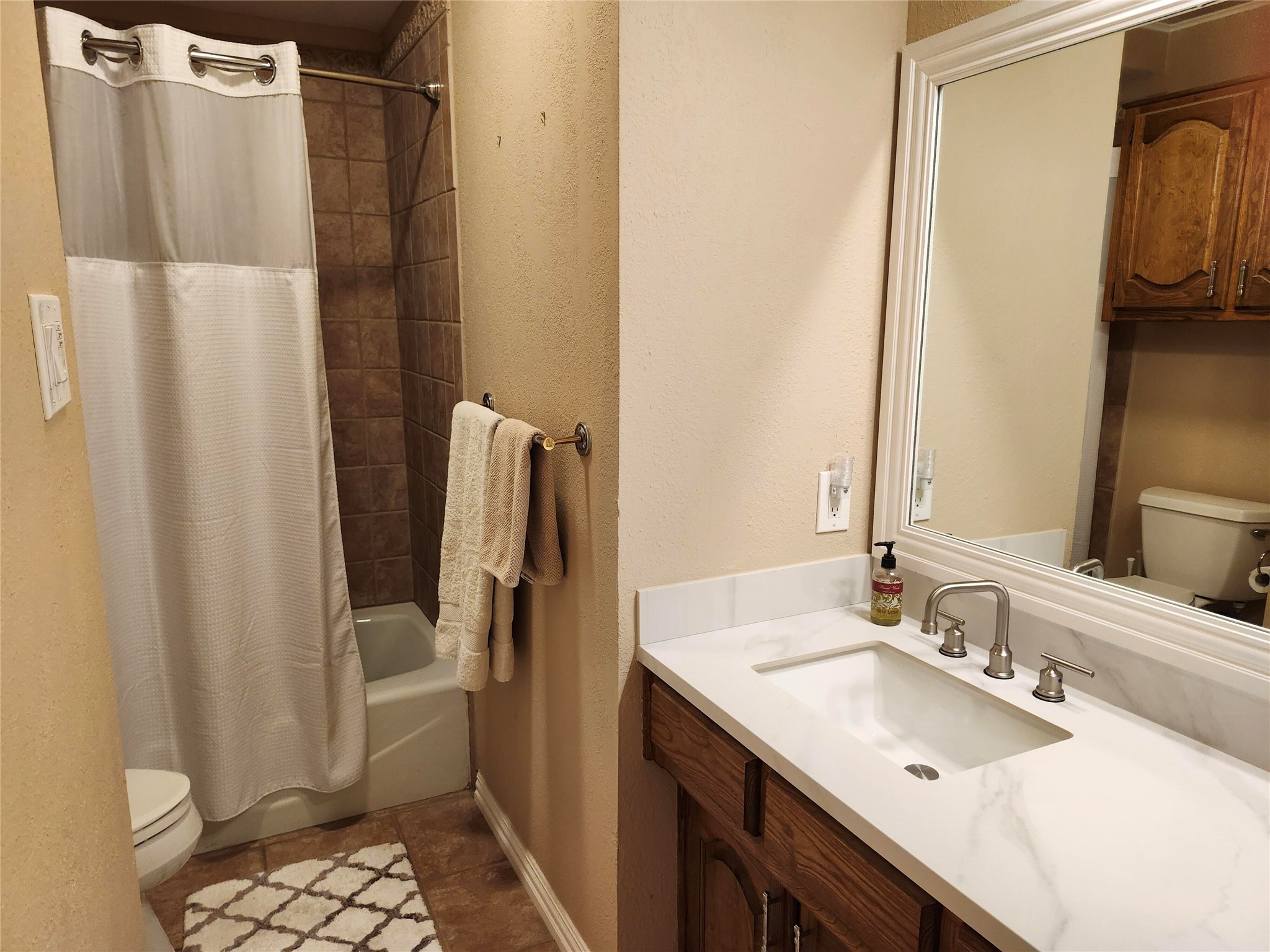 2112 Hunters Ridge Carrollton TX 75006