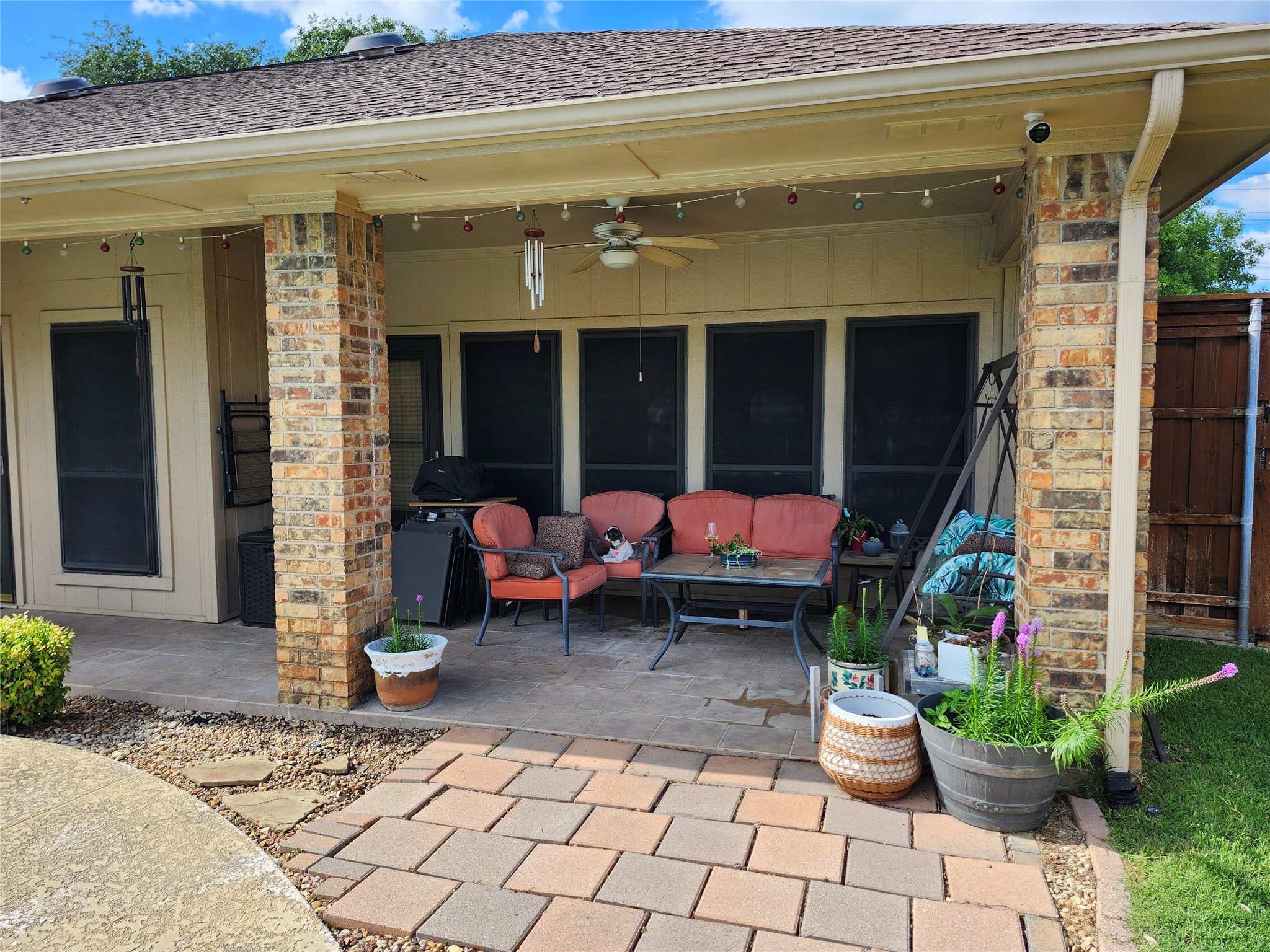 2112 Hunters Ridge Carrollton TX 75006
