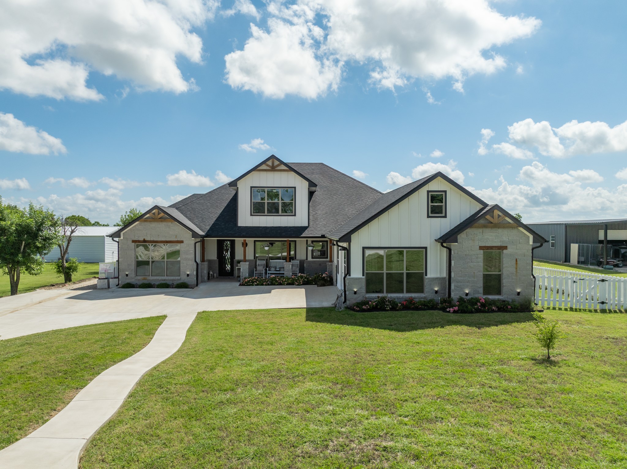 633 N Stovall Drive Robinson TX 76706