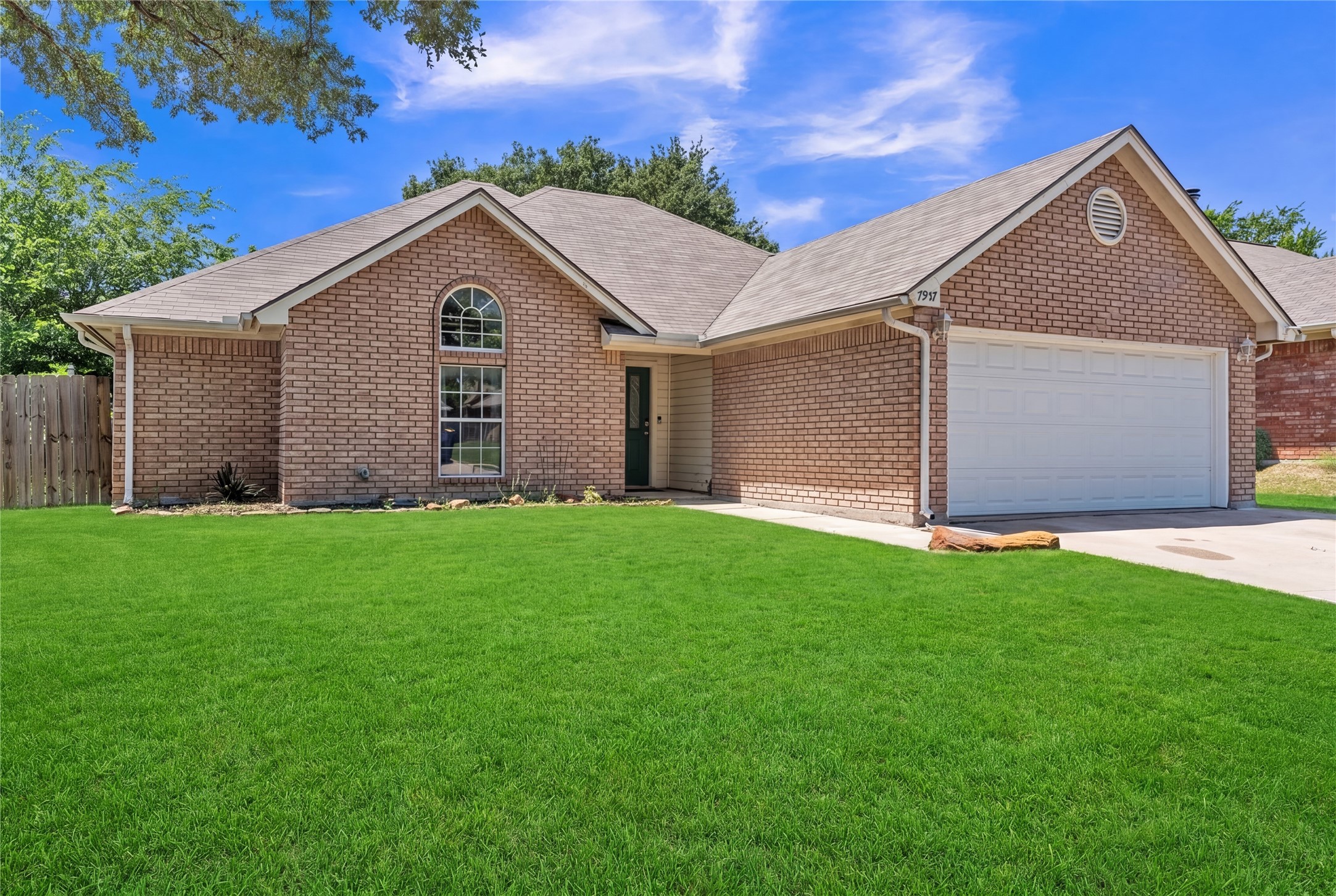 7937 Hunters Glen Drive Watauga TX 76148