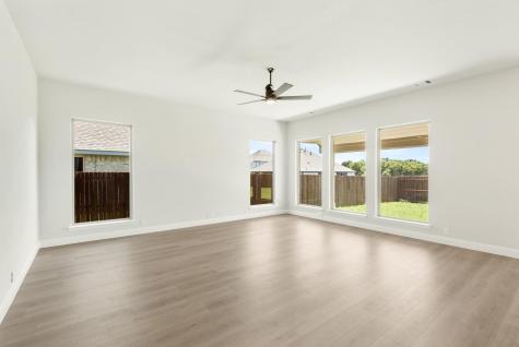 402 Laurel Lane Glenn Heights TX 75154