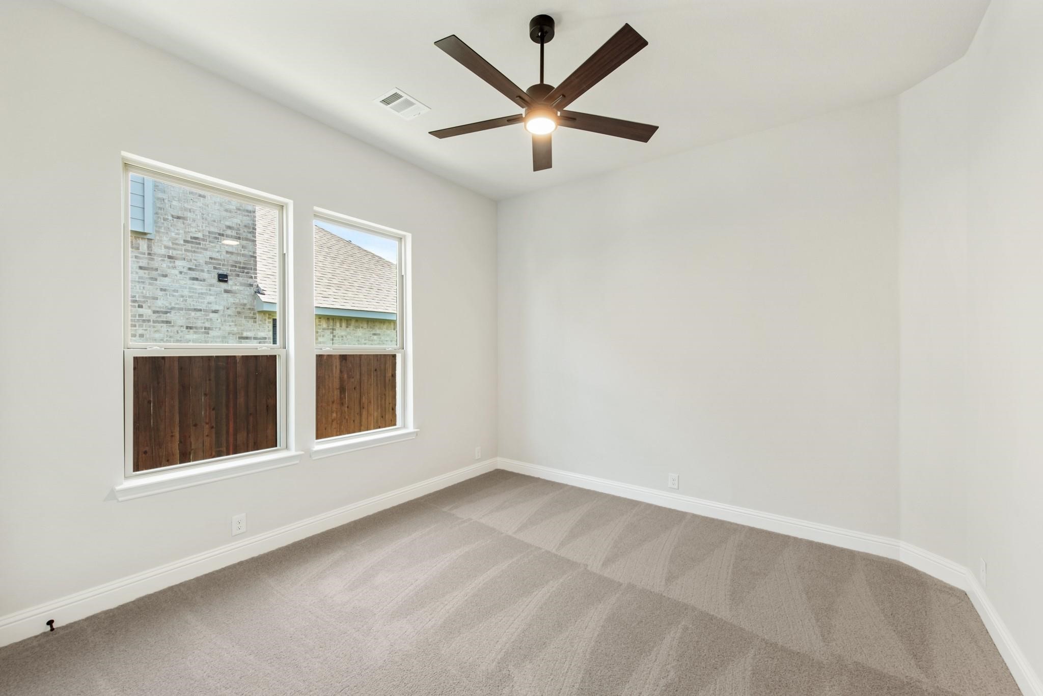 402 Laurel Lane Glenn Heights TX 75154