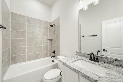 402 Laurel Lane Glenn Heights TX 75154