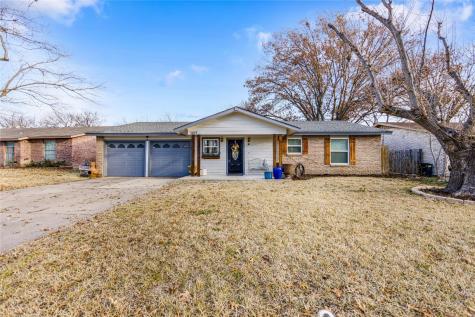 1107 Burgess Court Arlington TX 76015