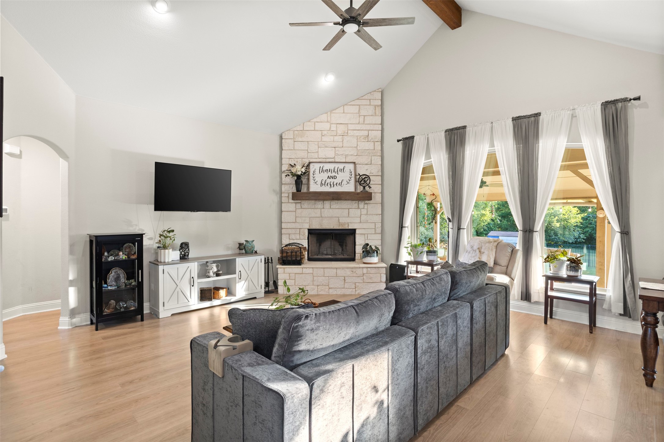909 Summer Hill Lane Red Oak TX 75154