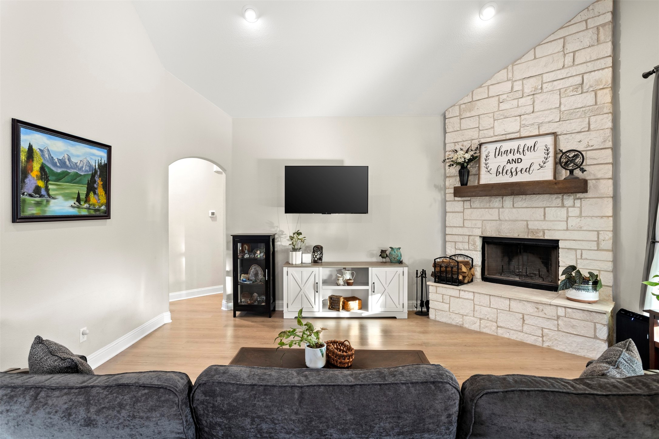 909 Summer Hill Lane Red Oak TX 75154