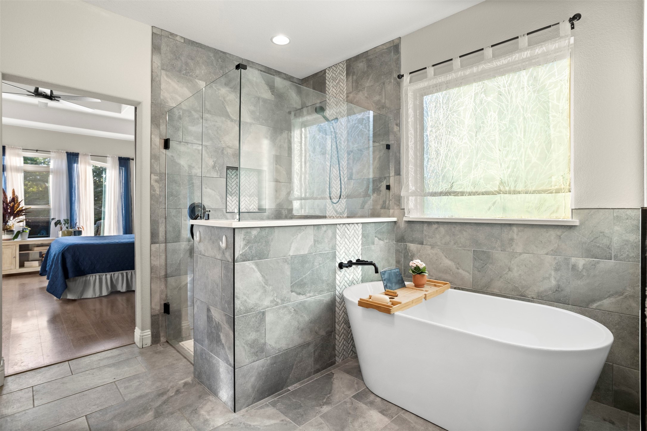 909 Summer Hill Lane Red Oak TX 75154