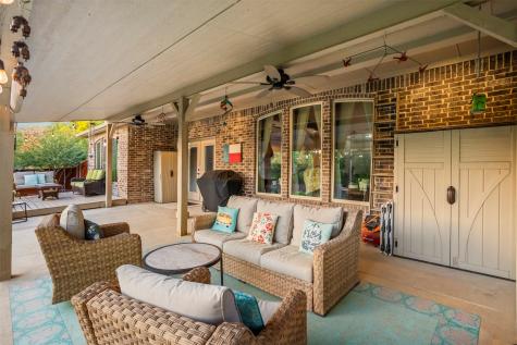 909 Summer Hill Lane Red Oak TX 75154