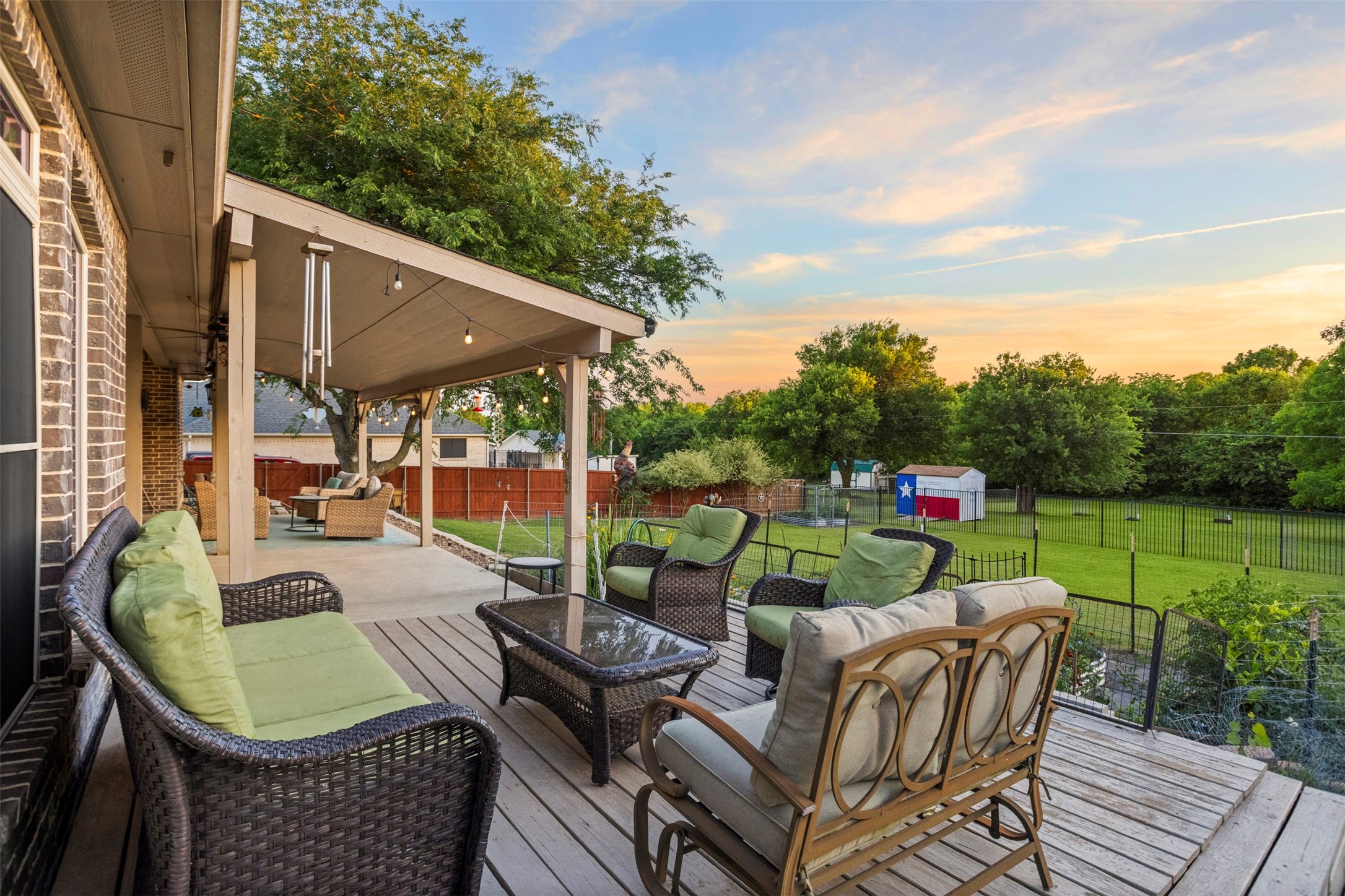 909 Summer Hill Lane Red Oak TX 75154