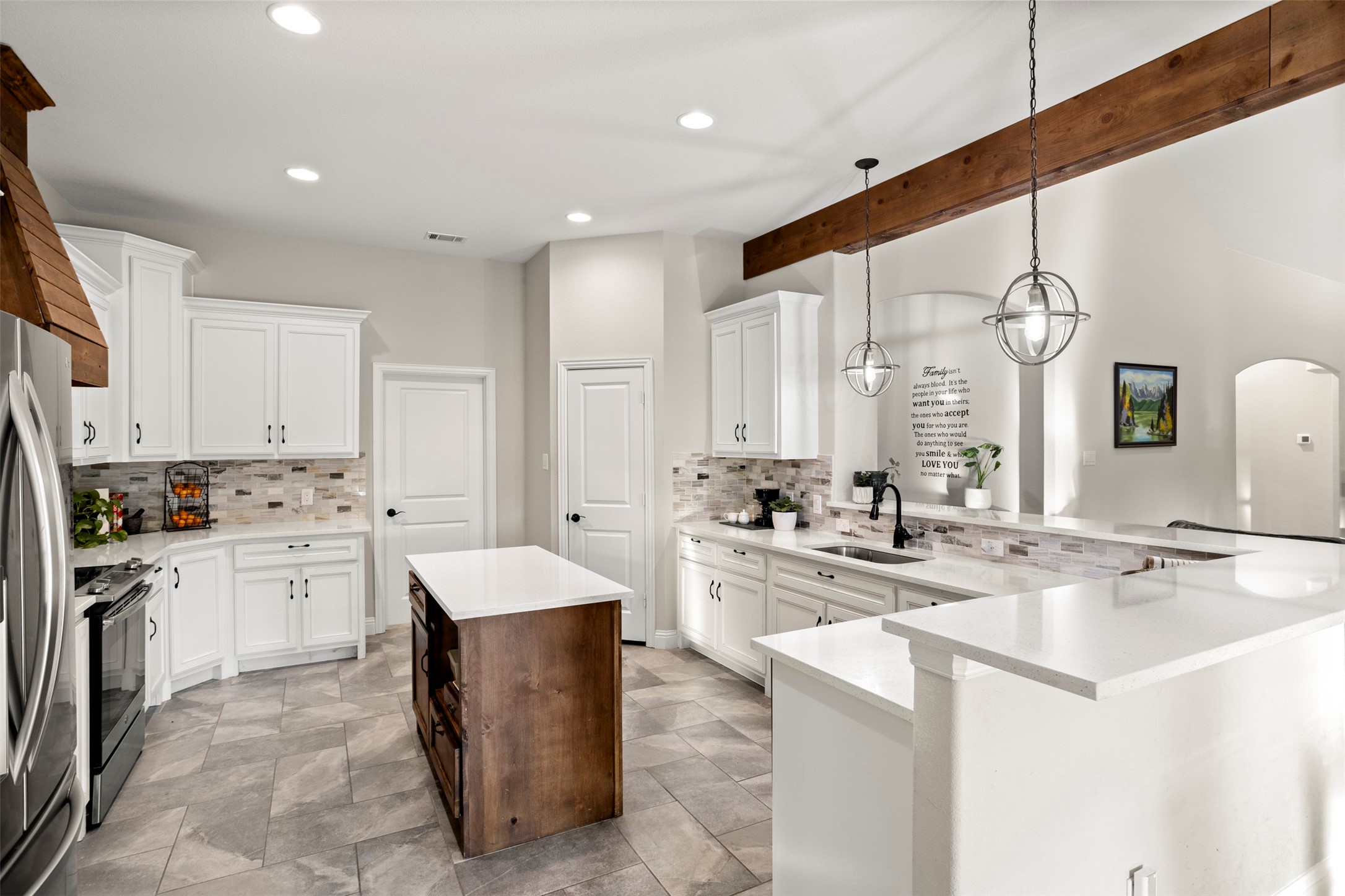 909 Summer Hill Lane Red Oak TX 75154