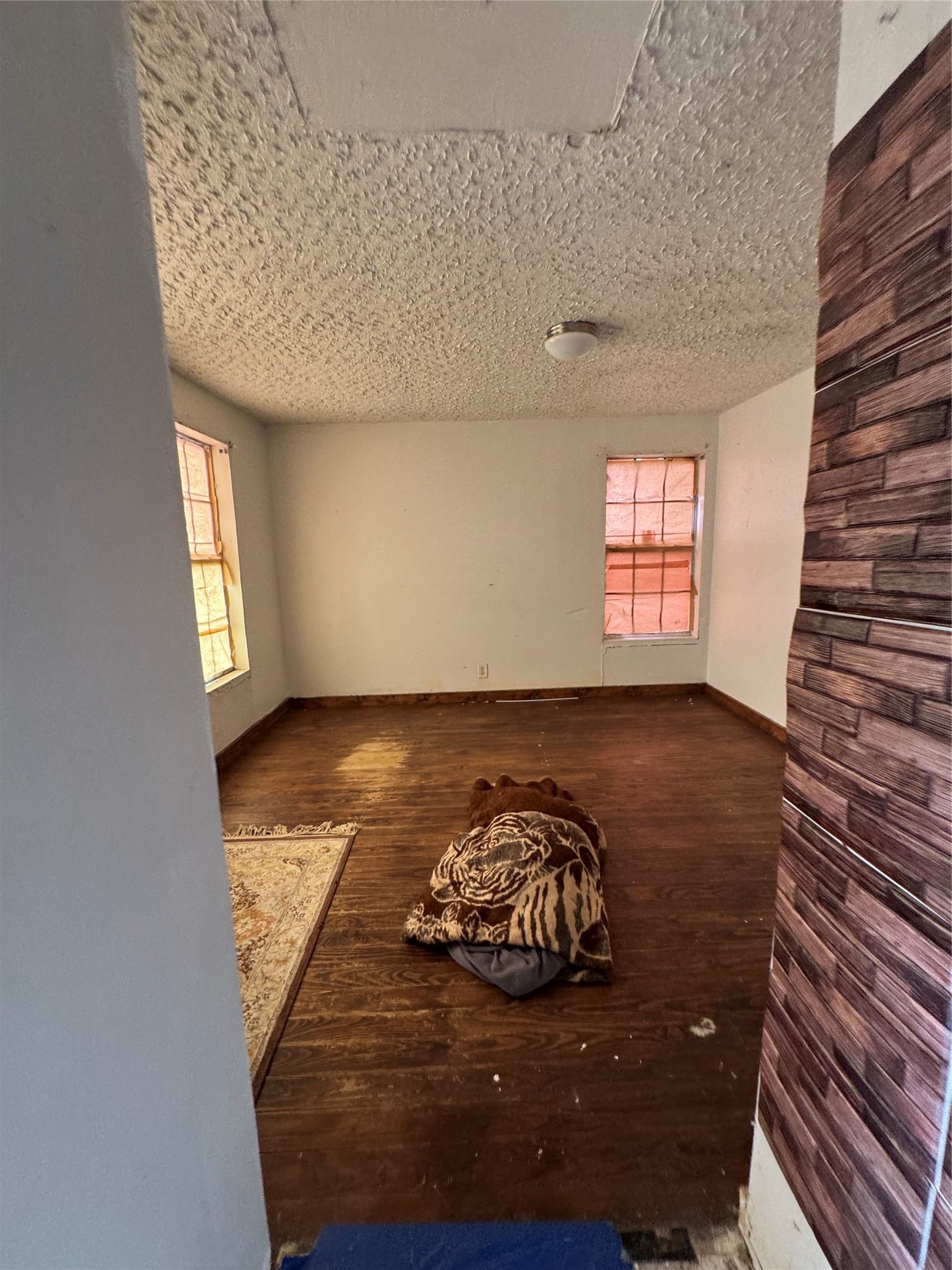 2806 NW Loraine Street Fort Worth TX 76106