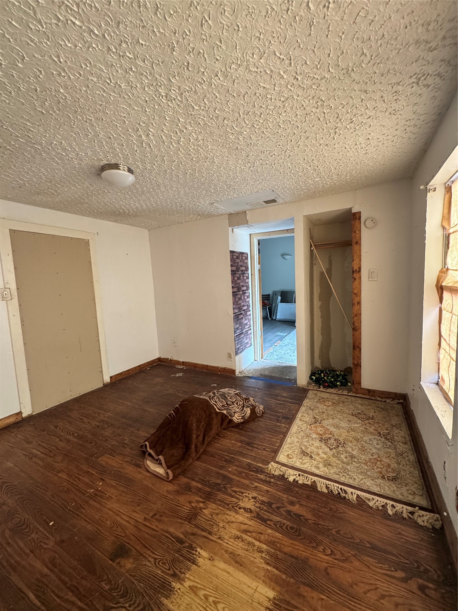 2806 NW Loraine Street Fort Worth TX 76106