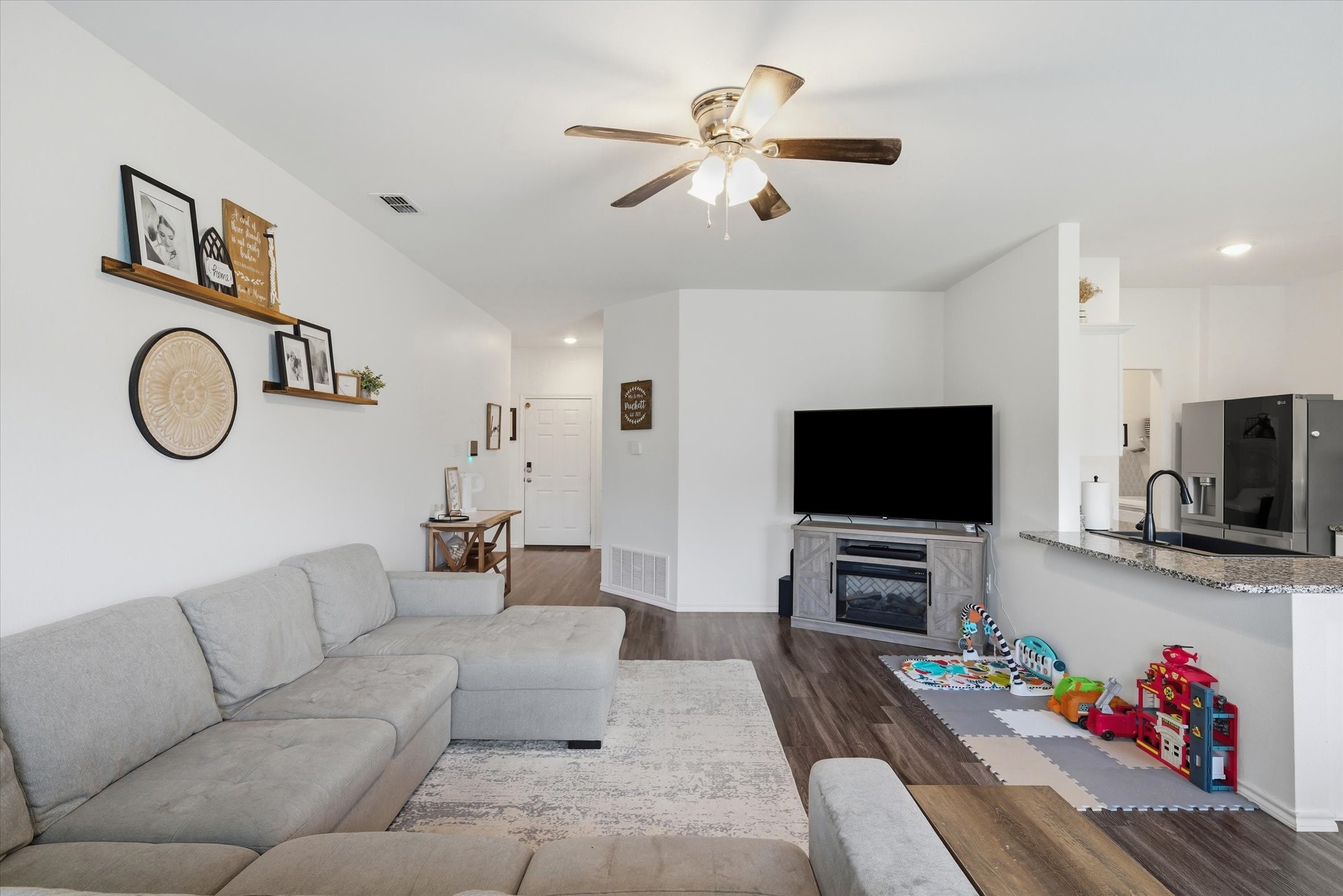 17494 Stacy Street Lindale TX 75771