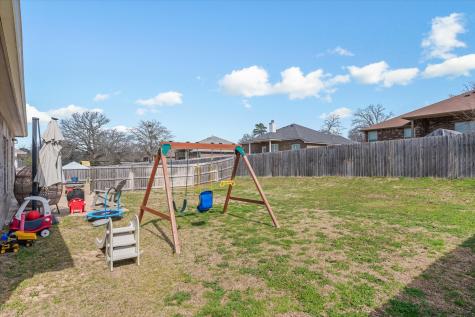 17494 Stacy Street Lindale TX 75771