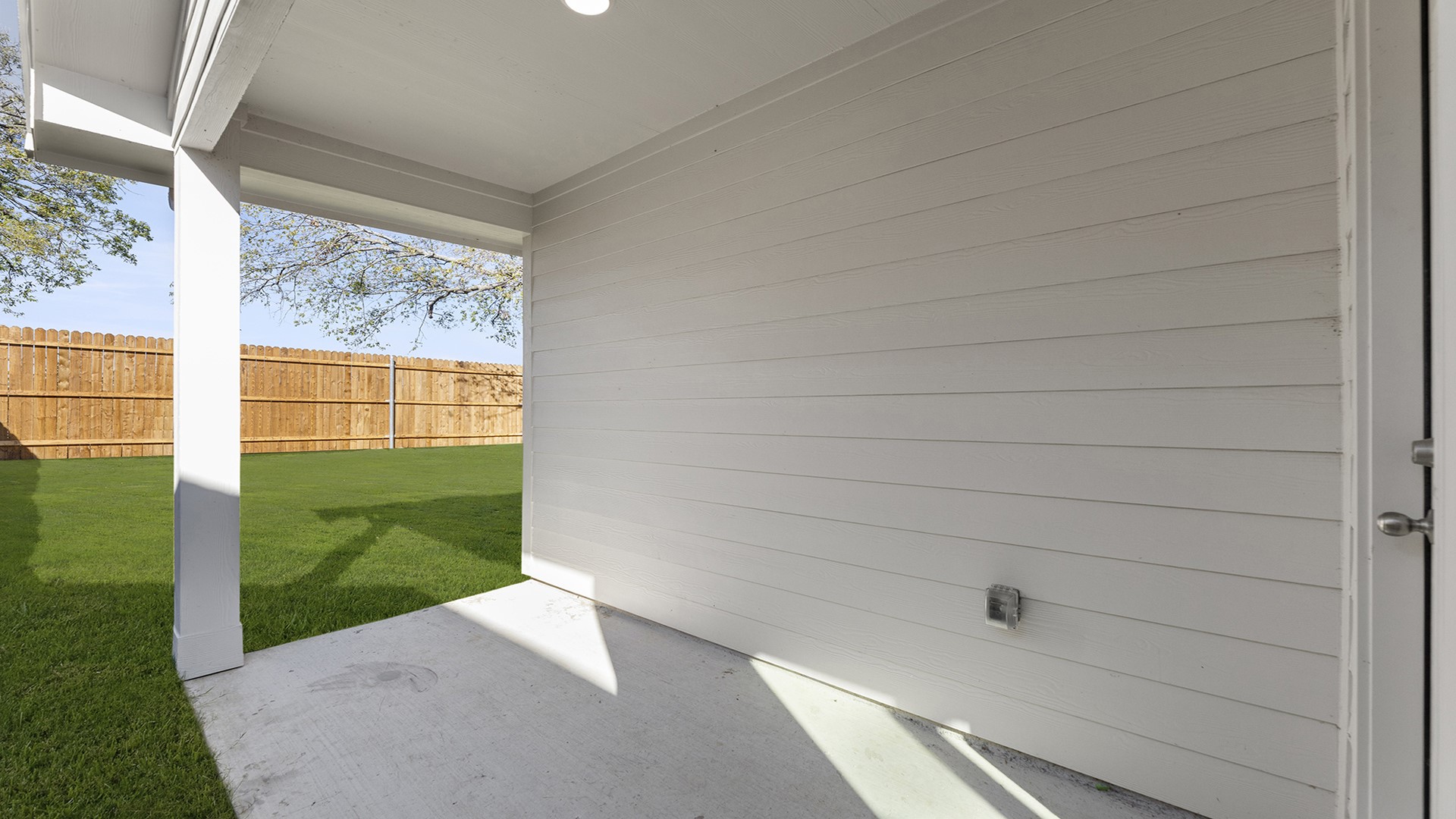 1624 Edgeway Aubrey TX 76227