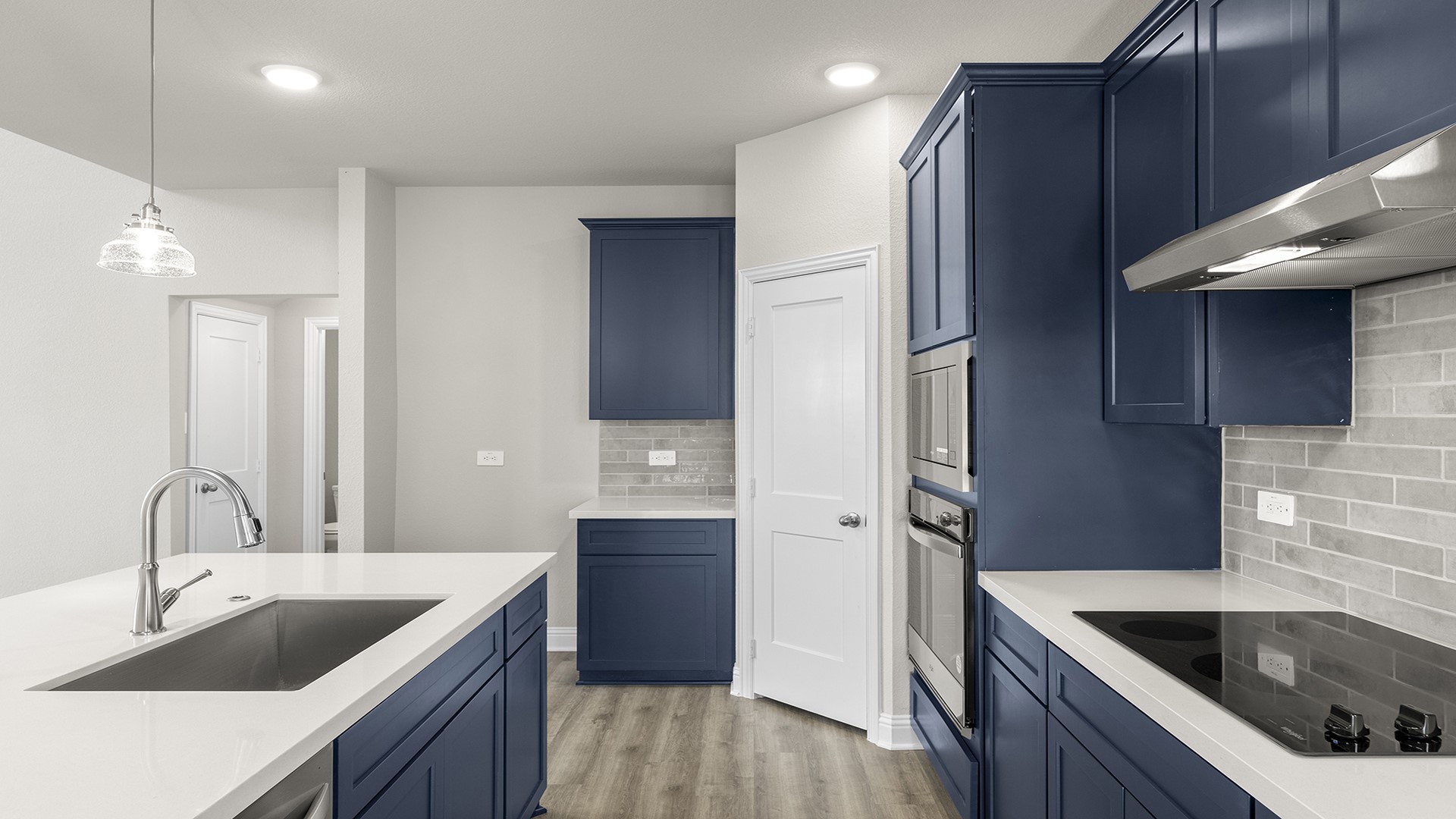 1624 Edgeway Aubrey TX 76227