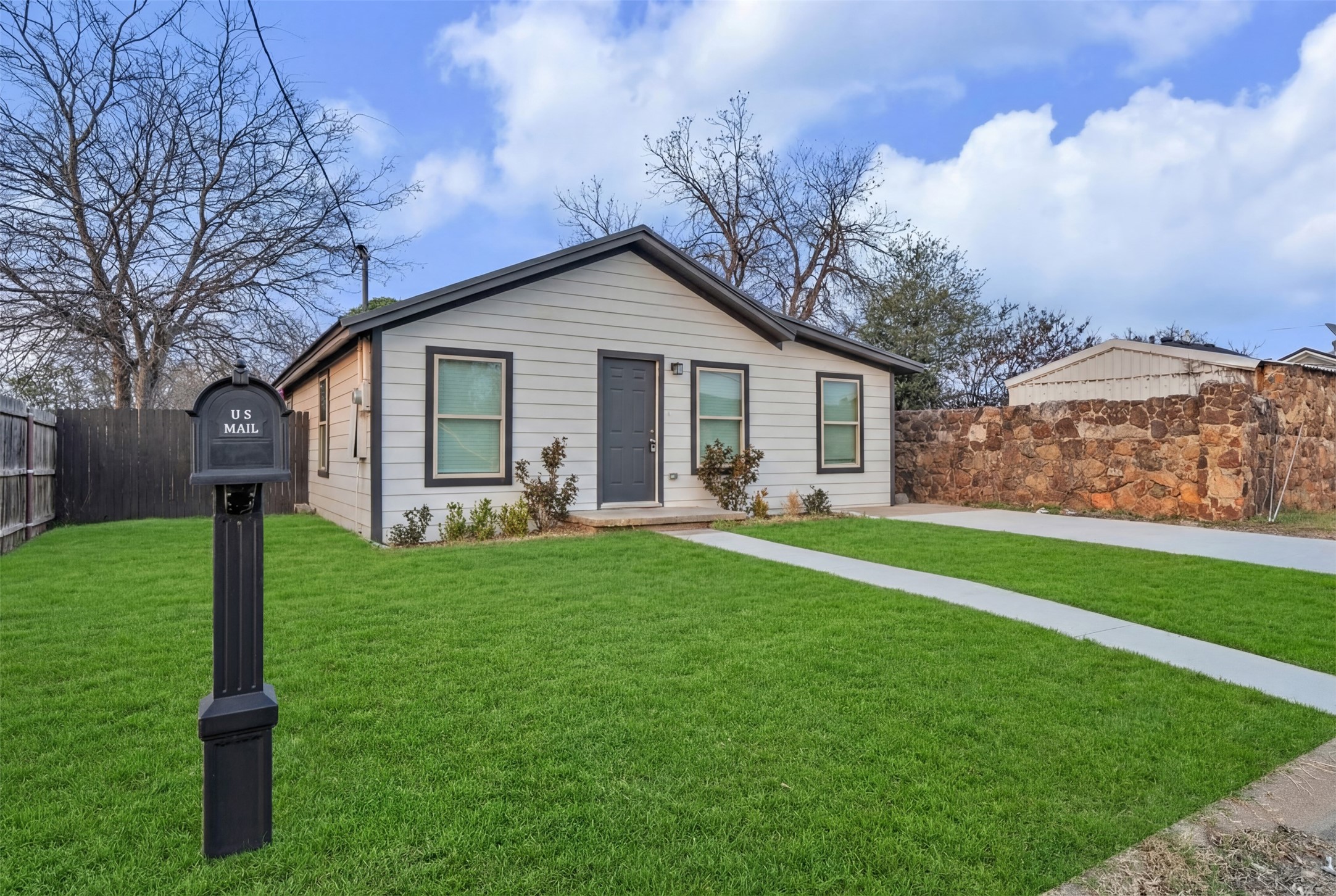 1014 W Archer Street Jacksboro TX 76458