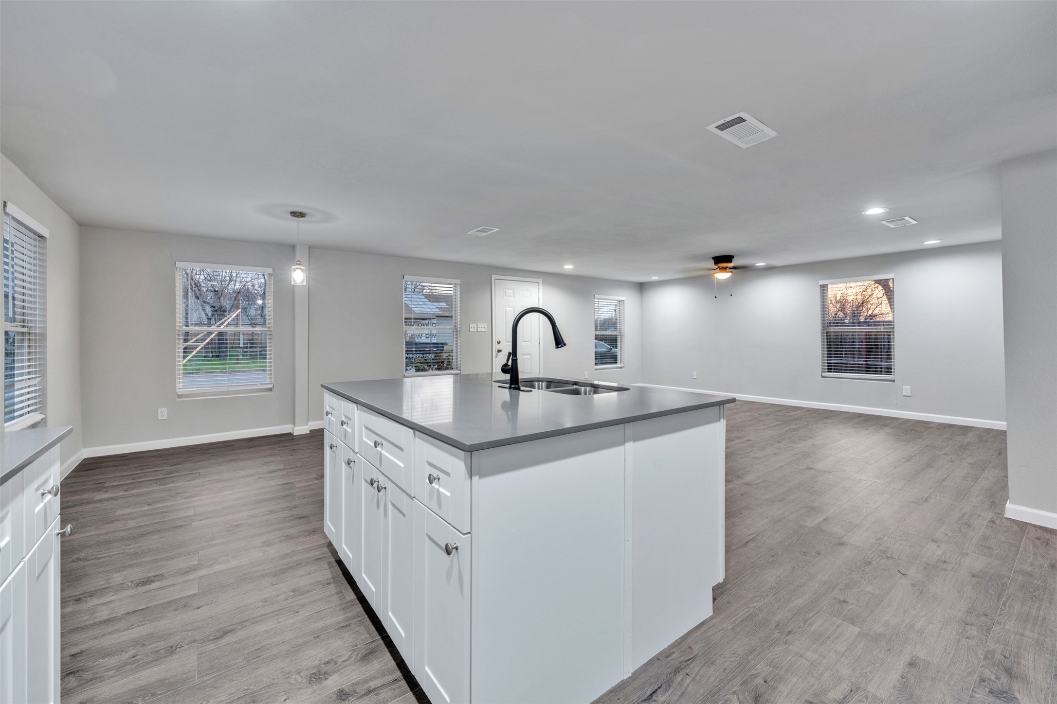 1014 W Archer Street Jacksboro TX 76458