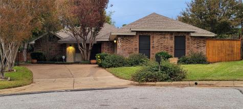 6103 Barnhill Court Arlington TX 76016