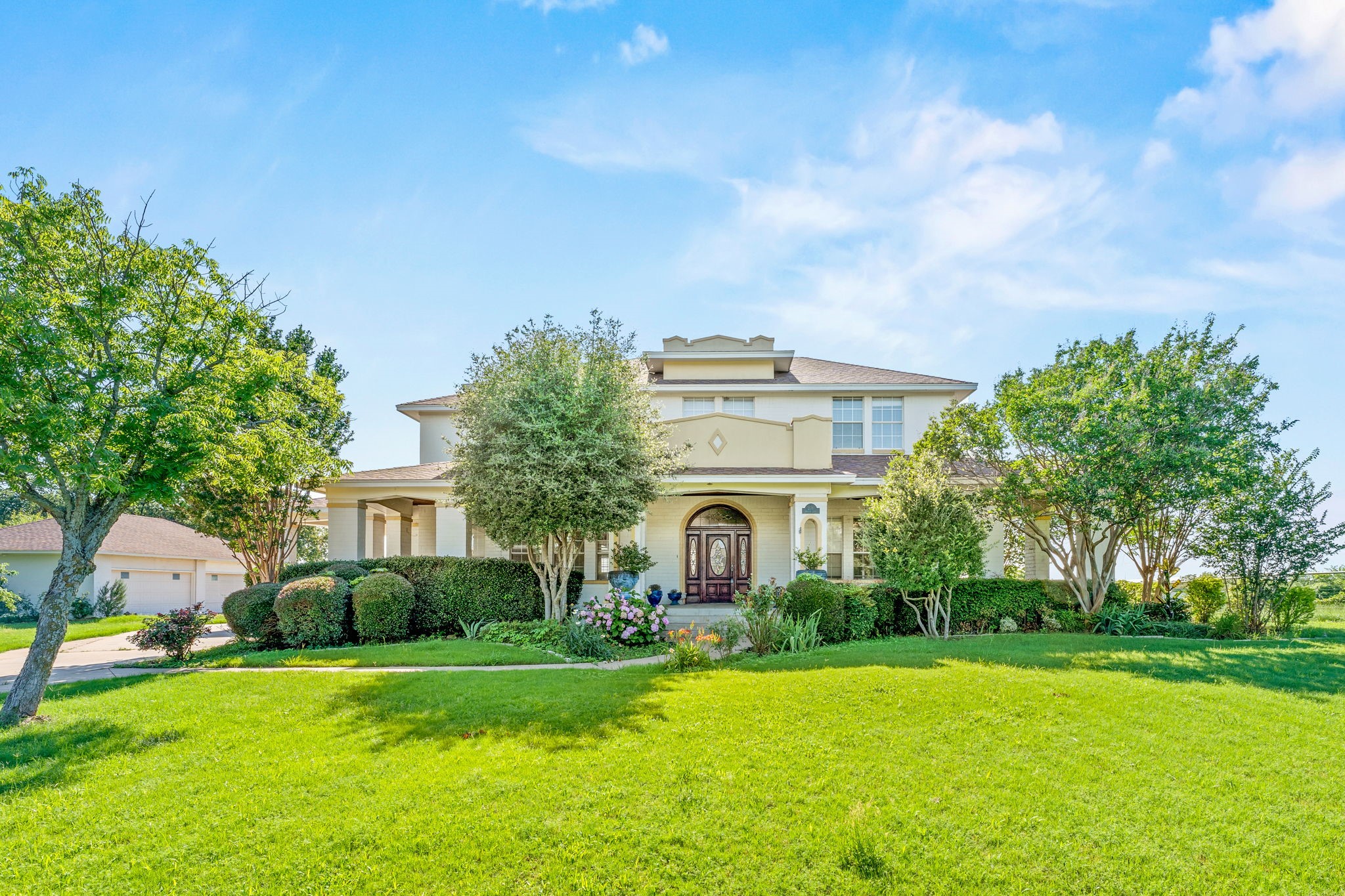 206 Sherry Lane Burleson TX 76028