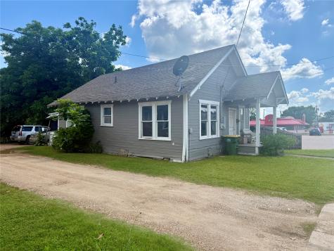 390 Live Oak Street Marlin TX 76661