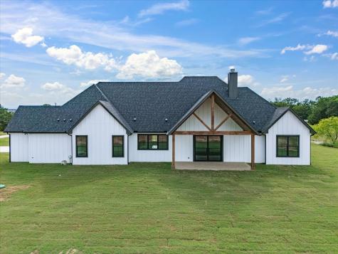 108 Bear Cat Court Alvord TX 76225