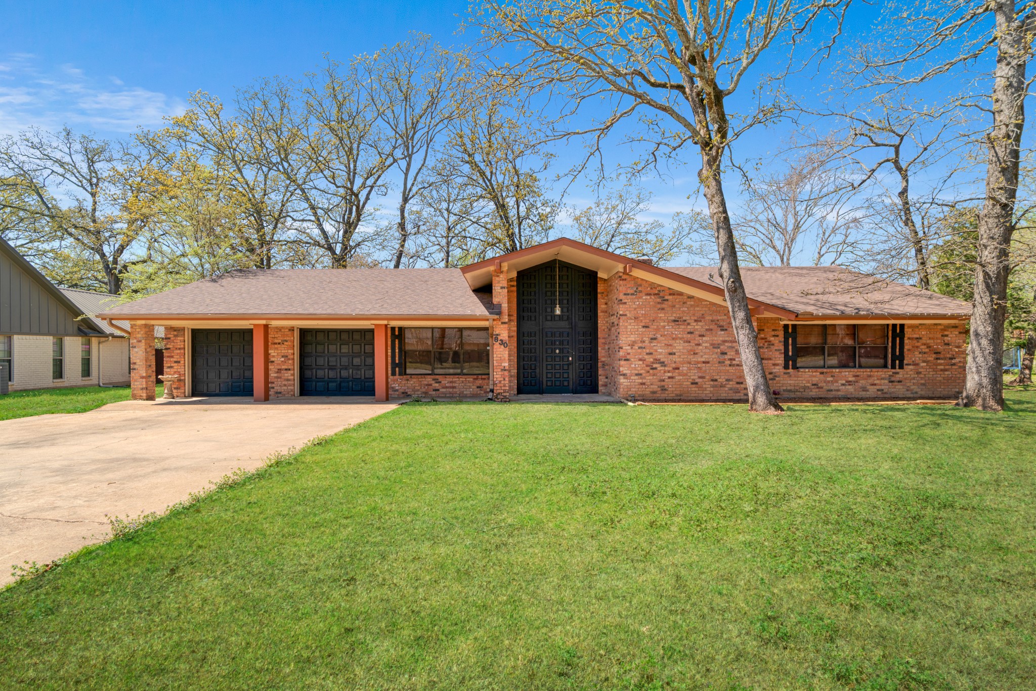 830 39th Street SE Paris TX 75462