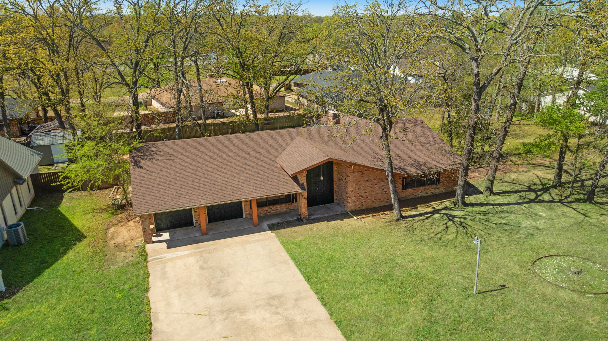 830 39th Street SE Paris TX 75462