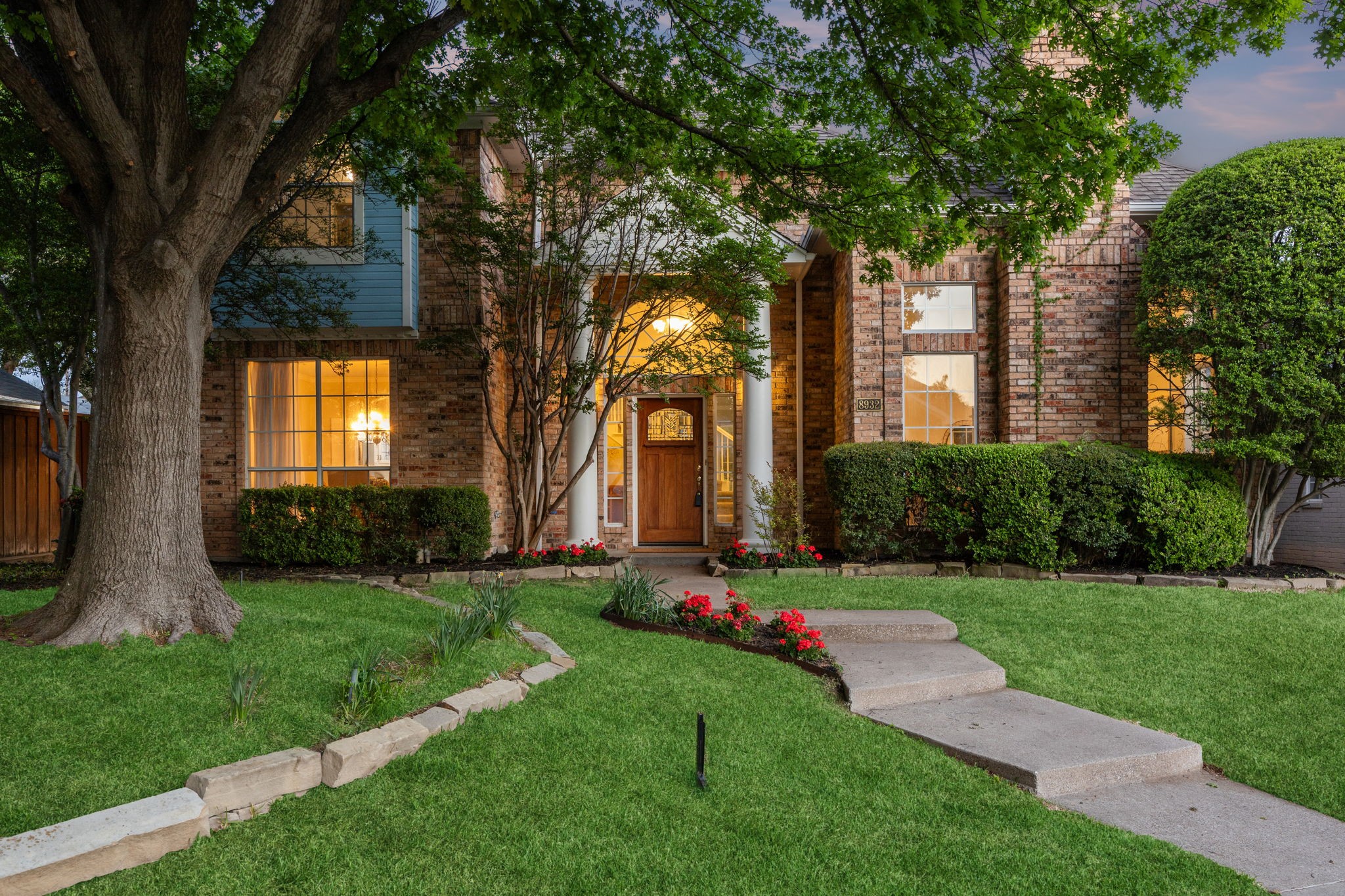 8932 Club Creek Circle Dallas TX 75238