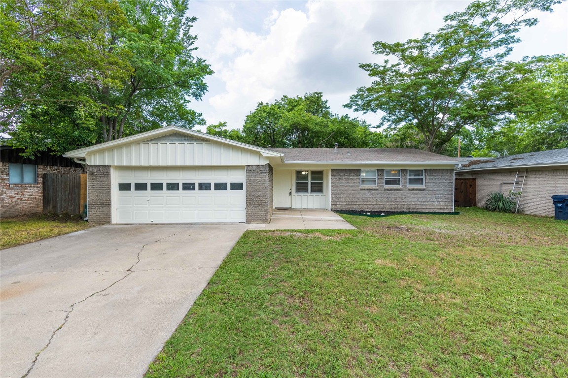 2425 Foxcroft Circle Denton TX 76209
