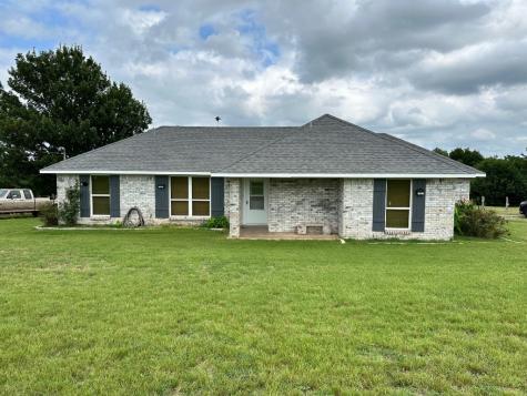 497 County Road 4642 Trenton TX 75490
