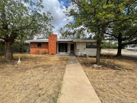 313 Miami Street Coleman TX 76834