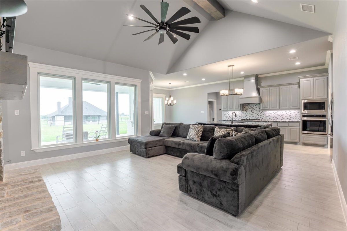 8524 Bronco Drive Godley TX 76044