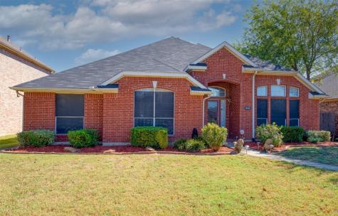 1046 Essex Drive Cedar Hill TX 75104