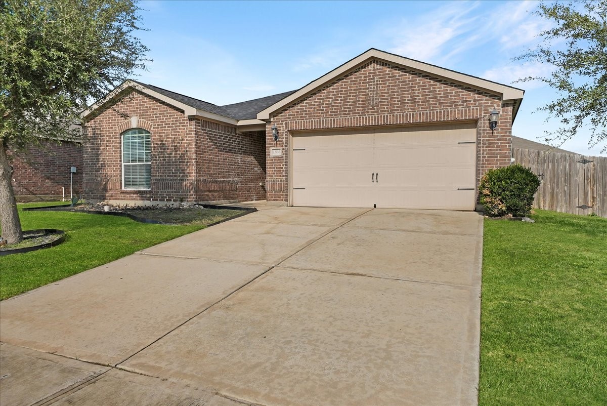 12916 Kingsgate Drive Rhome TX 76078